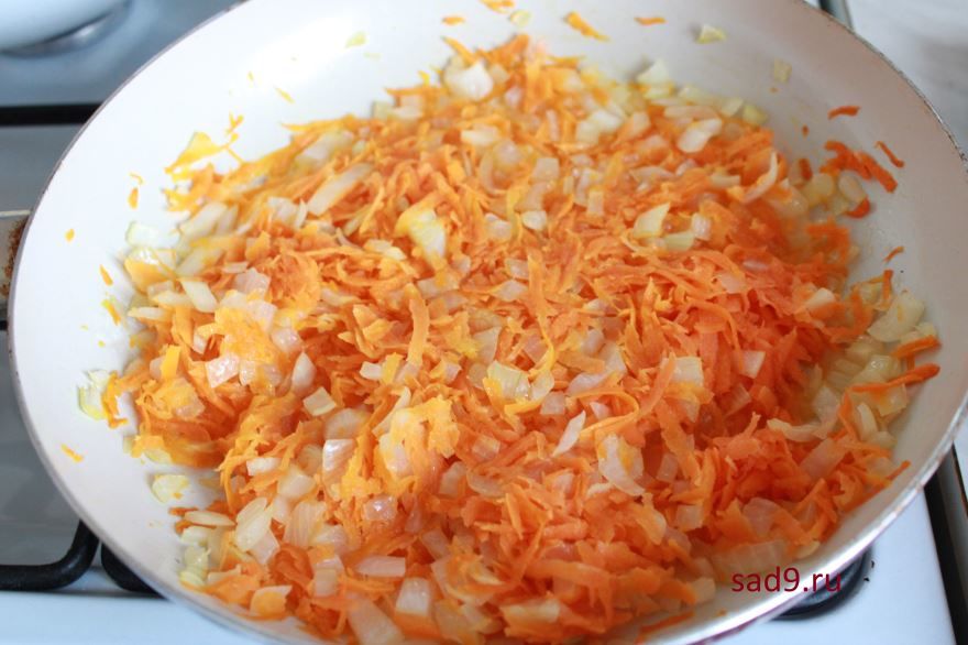 Курица с рисом блюдо приготовлено в духовке с фото пошагово
